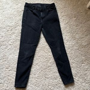 American eagle high rise jegging; black; size 4